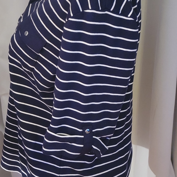 Croft & Barrow short sleeve top with collar- Size XL - Picture 3 of 6